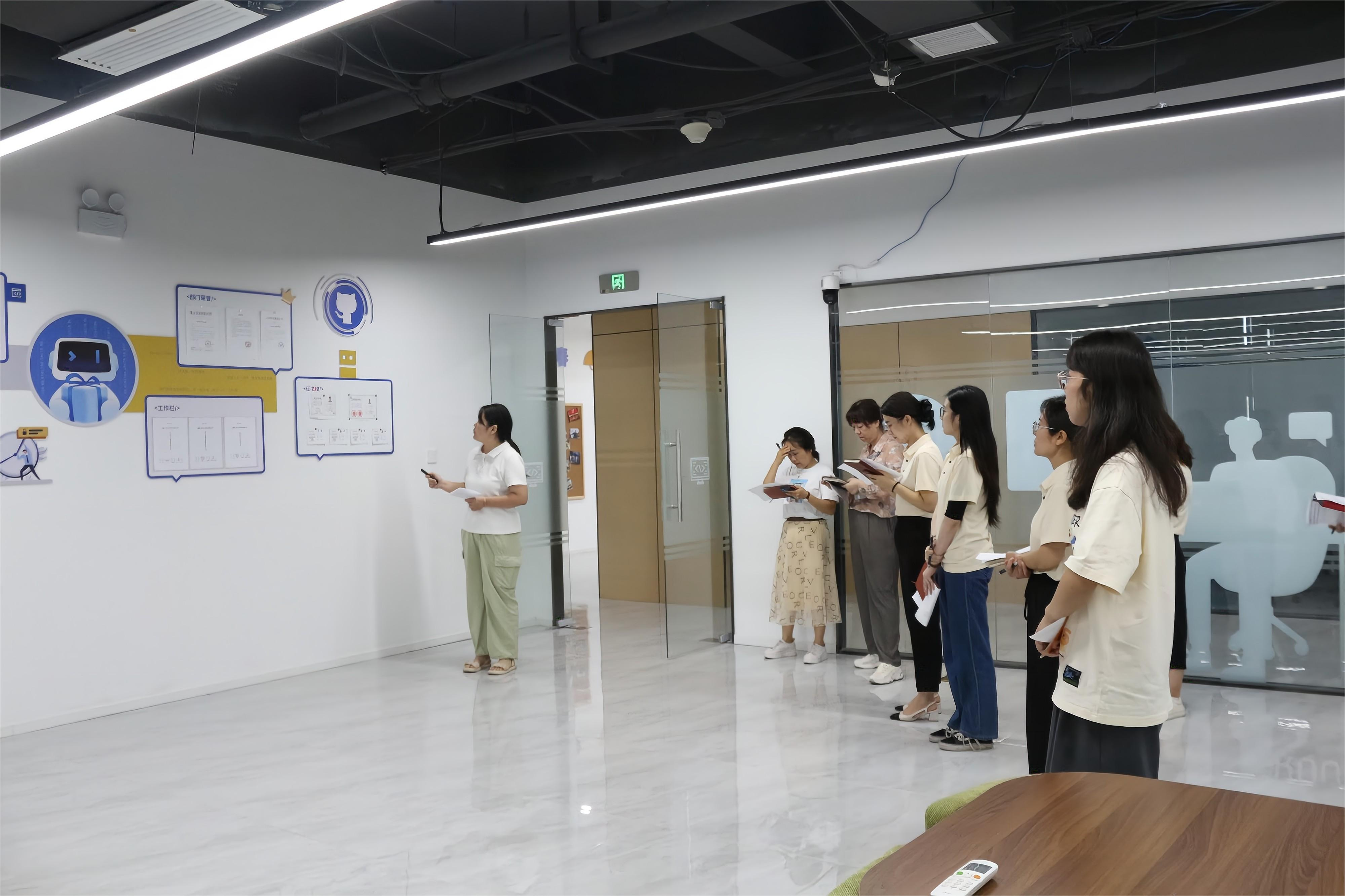 公司組織開展部門文化墻建設(shè)評比工作